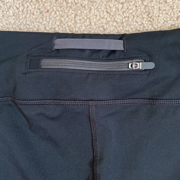 Under Armour Black Athletic Leggings - Picture 5 of 6